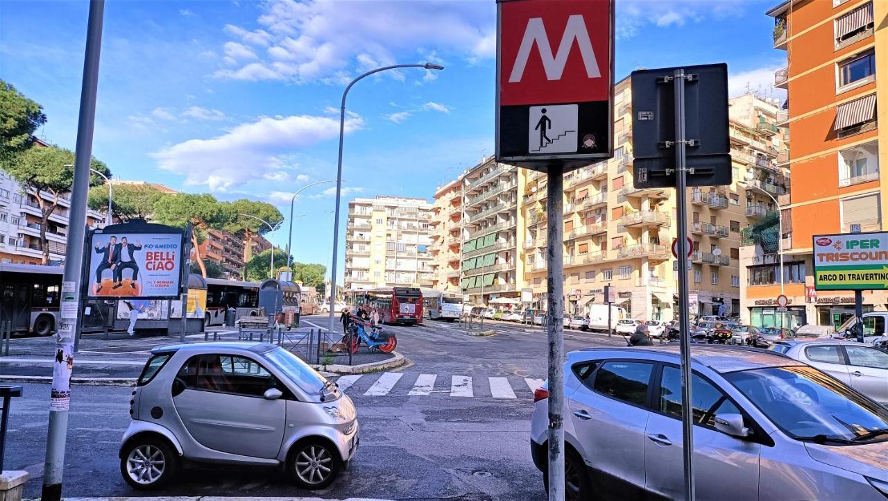 Casa Mia Metro A 100Mt Apartment Rome Exterior photo